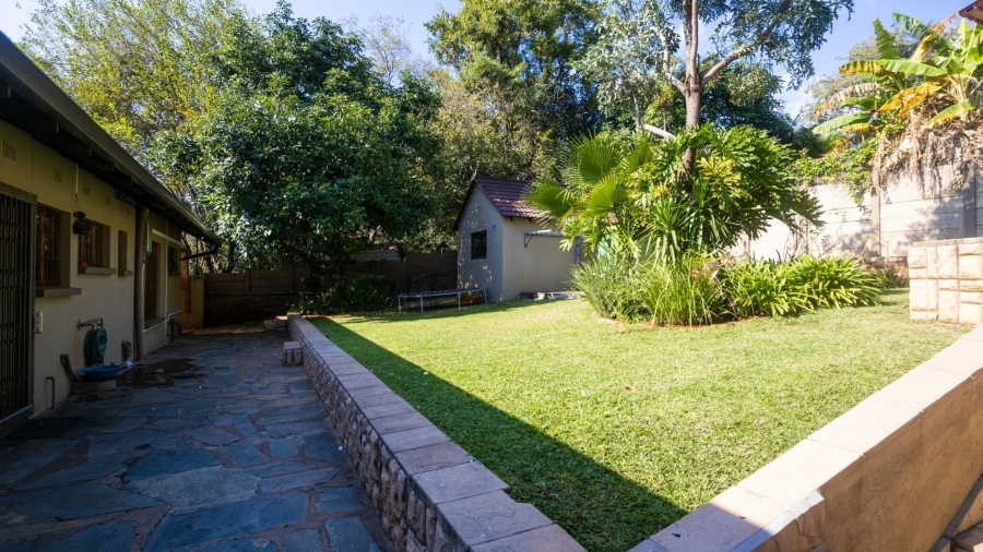 5 Bedroom Property for Sale in Protea Park North West